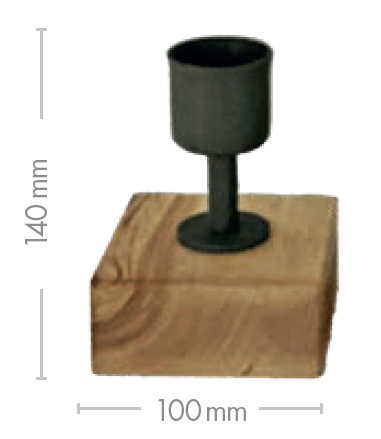 Kovaný svícen na dřevěném špalku - 140 mm