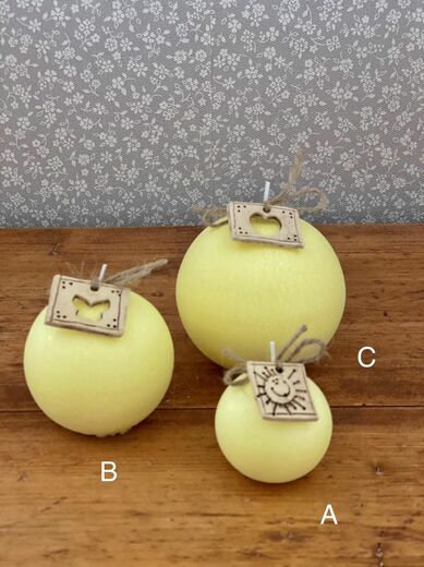 svicka-leto-zluta-vune-mango-vanilka-koule-001.jpg